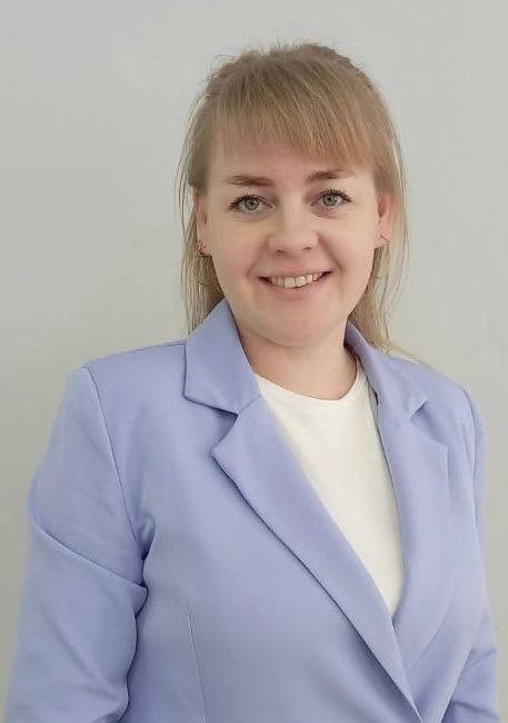 Бросова Алёна Рафаиловна.